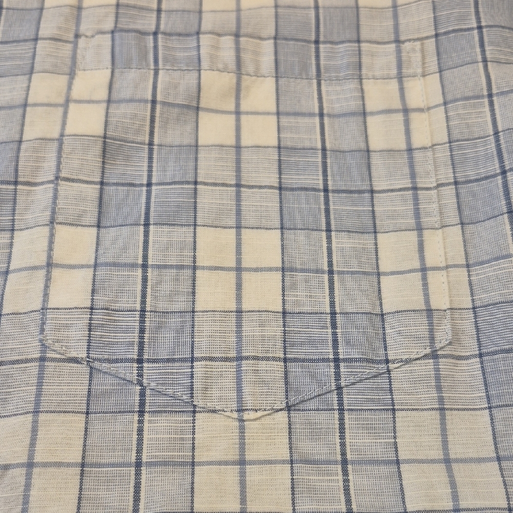 Van Heusen XXL Short Sleeve Blue and White Casual Button Down Shirt - Picture 9 of 13